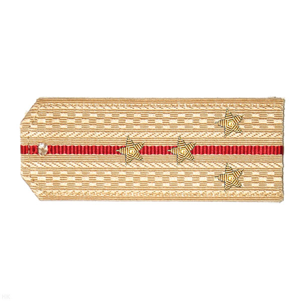 Погоны крем. с 1 красн. просв., вышит. канителью (капитан)