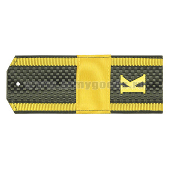 Погоны оливк. желтый кант (курсантские) с нашитым желт.шелковым галуном (старший сержант) и пластизол. "К" (на пластике)