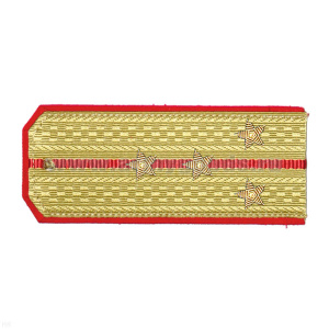 Погоны парадные золотые (шелк) с 1 красн. просв., вышит. канителью (капитан)