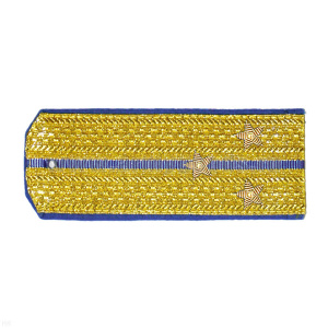 Погоны парадные золотые (металлиз.) с 1 вас. просв., вышит. канителью (ст. лейтенант)