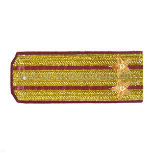 Погоны парадные золотые (металлиз.) с 2 крап. просв., вышит. канителью (подполковник)