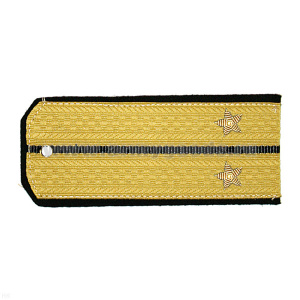 Погоны парадные золотые (шелк) с 1 черн. просв., вышит. канителью (лейтенант)